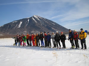 日光戦場ヶ原スノーシューハイキングと温泉